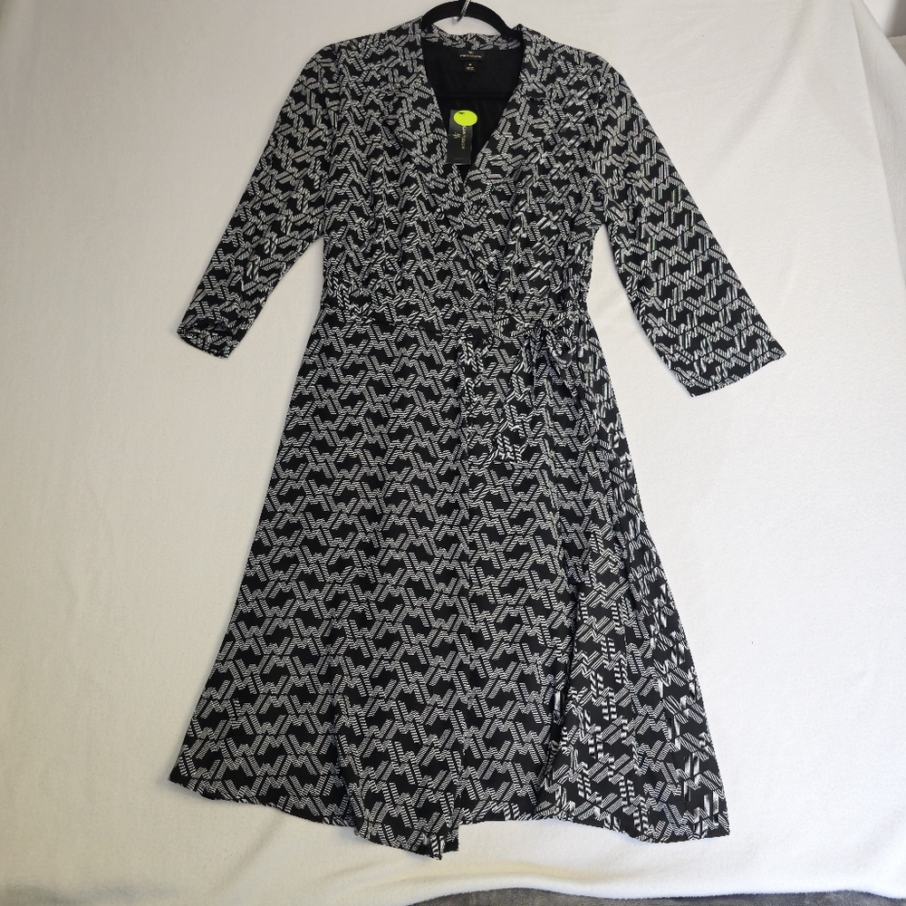 NWT WORTHINGTON Pretty wrap around dress Size 8